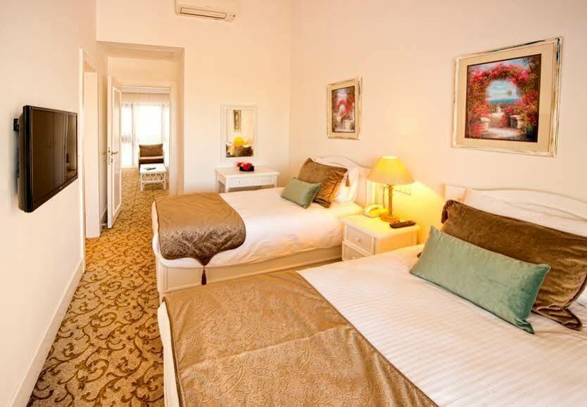 The Olive Tree Hotel Agios Epiktitos Ngoại thất bức ảnh